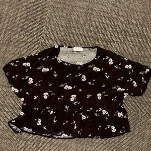 Ivy+Main black flower blouse!